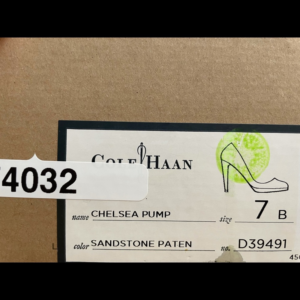 Cole Haan high heel shoe size 7 - Picture 7 of 7